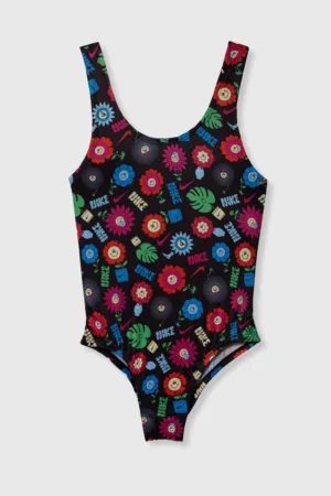 Nike Kids costum de baie dintr-o bucată pentru copii GARDEN PARTY culoarea negru