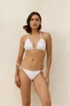 Praia Beachwear costum de baie din două piese culoarea alb