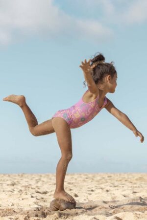 Roxy costum de baie dintr-o bucată pentru copii culoarea roz