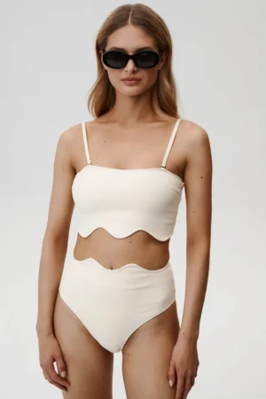 Undress Code chiloți de baie Dashing Bikini Bottom culoarea bej